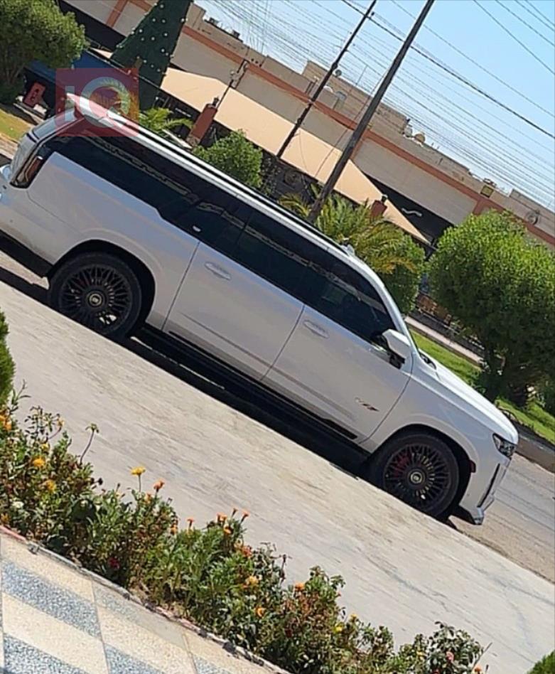 كاديلاك اسكاليد